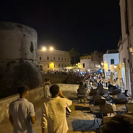 Molly's * Otranto
